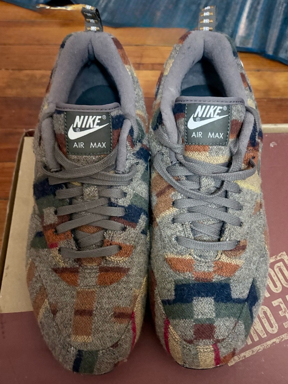 ★ Nike Air Max 90 Pendleton iD — Multicolor Wool — ★ NWOT ★ - Picture 5 of 6